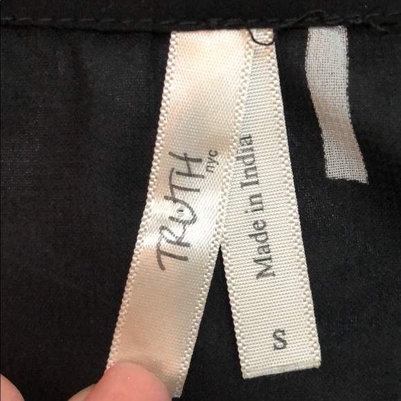 Truth NYC Cross Print Tie Top size S - Picture 5 of 6